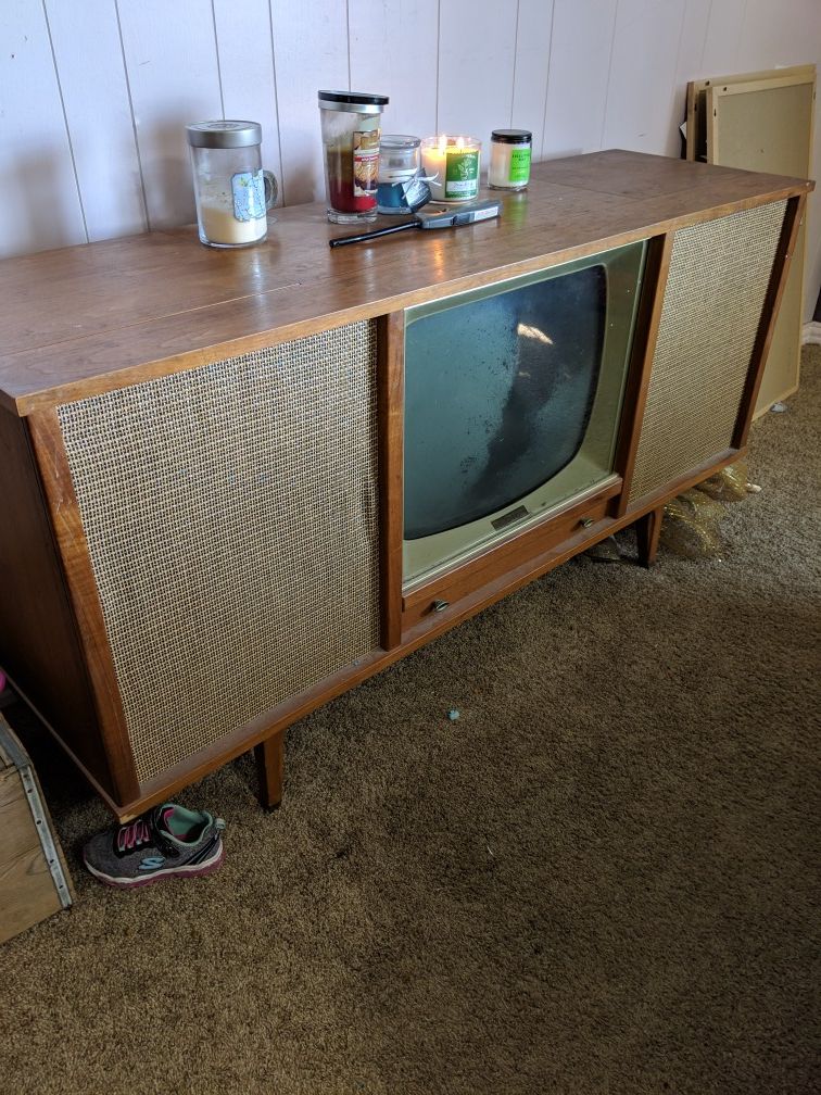 Curtis Mathes TV with record player