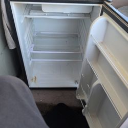 Rca Mini Refrigerator