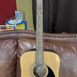 Fender  guitars  $165.00 EACH , CASH. TEXT FOR PRICES. 