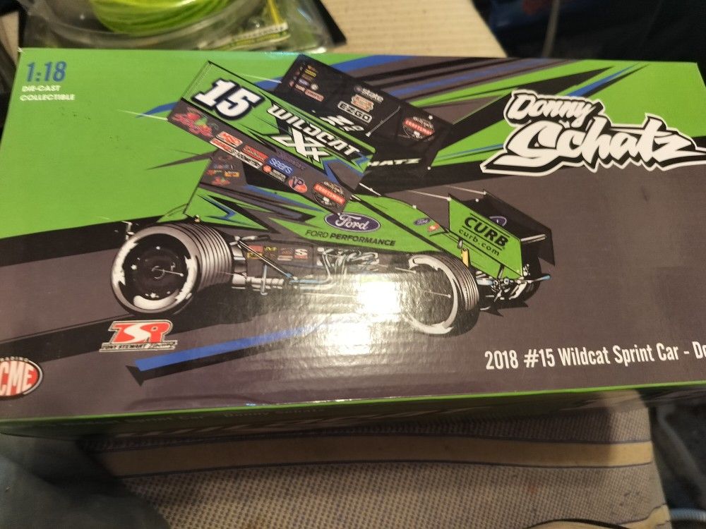 1:18 Scale Sprint Cars Donny Schatz