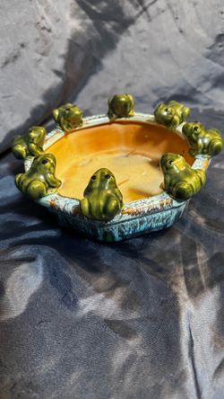 Ceramic Frog Ashtray or Decorative Bowl