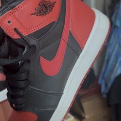 jordan 1 mid size 6.5y