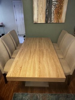 table with 6 chairs