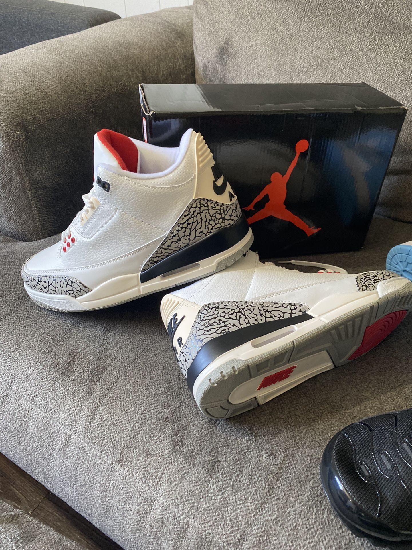 Jordan 3 White Cements Size 11 New