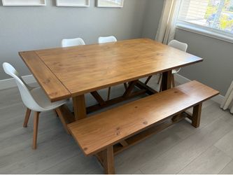 Extendable dining table, solid wood