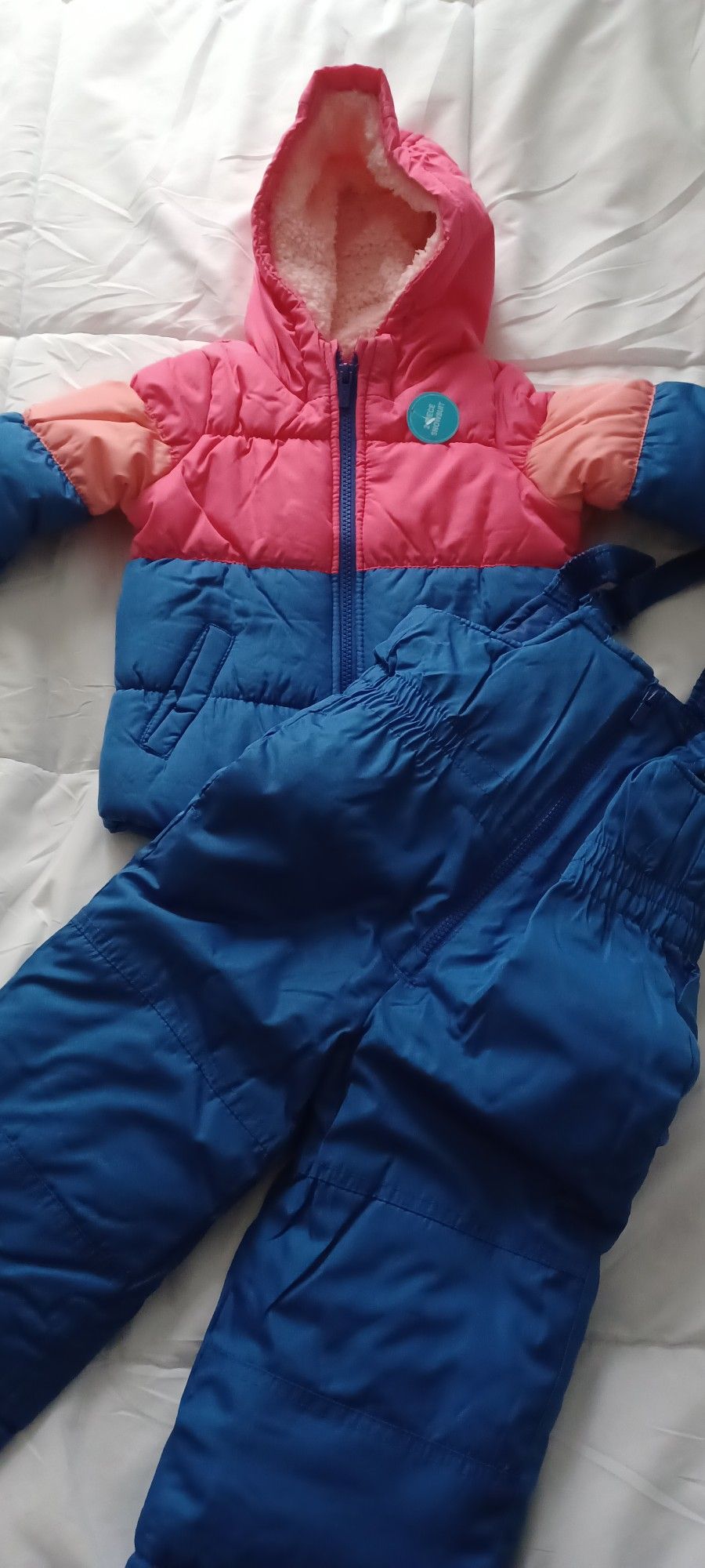 Carter's Outfit Size 24M New