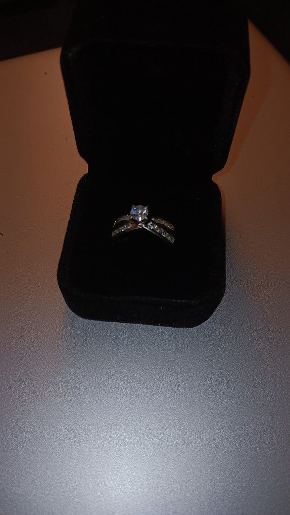 Beautiful Sterling Silver Engagement Ring And Men's Wedding Band