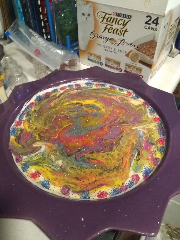 Epoxy Paint Pour Cake Plate