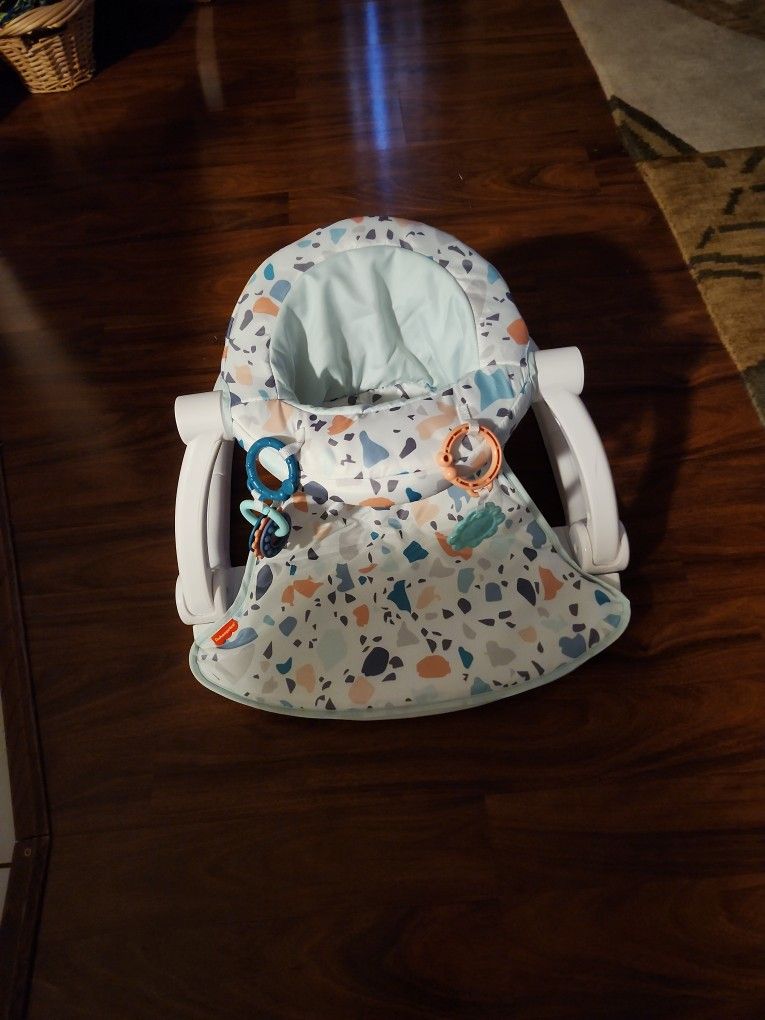 Fisher-price Infant Sit Me-up Floor Seat.