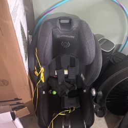 UppaBaby Car Seat 