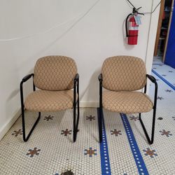 3 Office Chairs Great Cond 