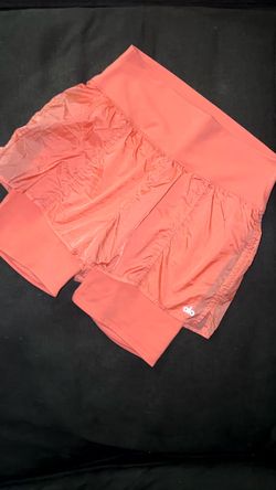 Alo Coral shorts large