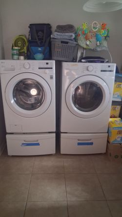 LG Front Load Washer and Dryer Set