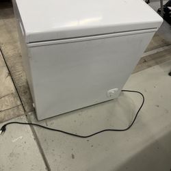 Chest Freezer  - Congelador 