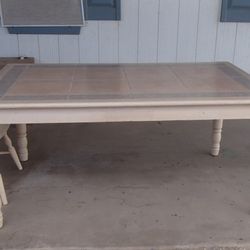 Dining Table and 6 Chairs 
39x65x30 