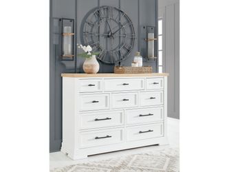 Ashbryn White/Natural Dresser w/ 10 Drawers