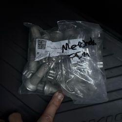 Mercedes Benz New Lug Nuts 