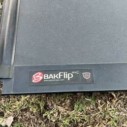 Toyota Tacoma Bakflip  Cover Trifold 