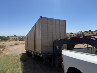 Storage shipping containers, local yard located in hesperia