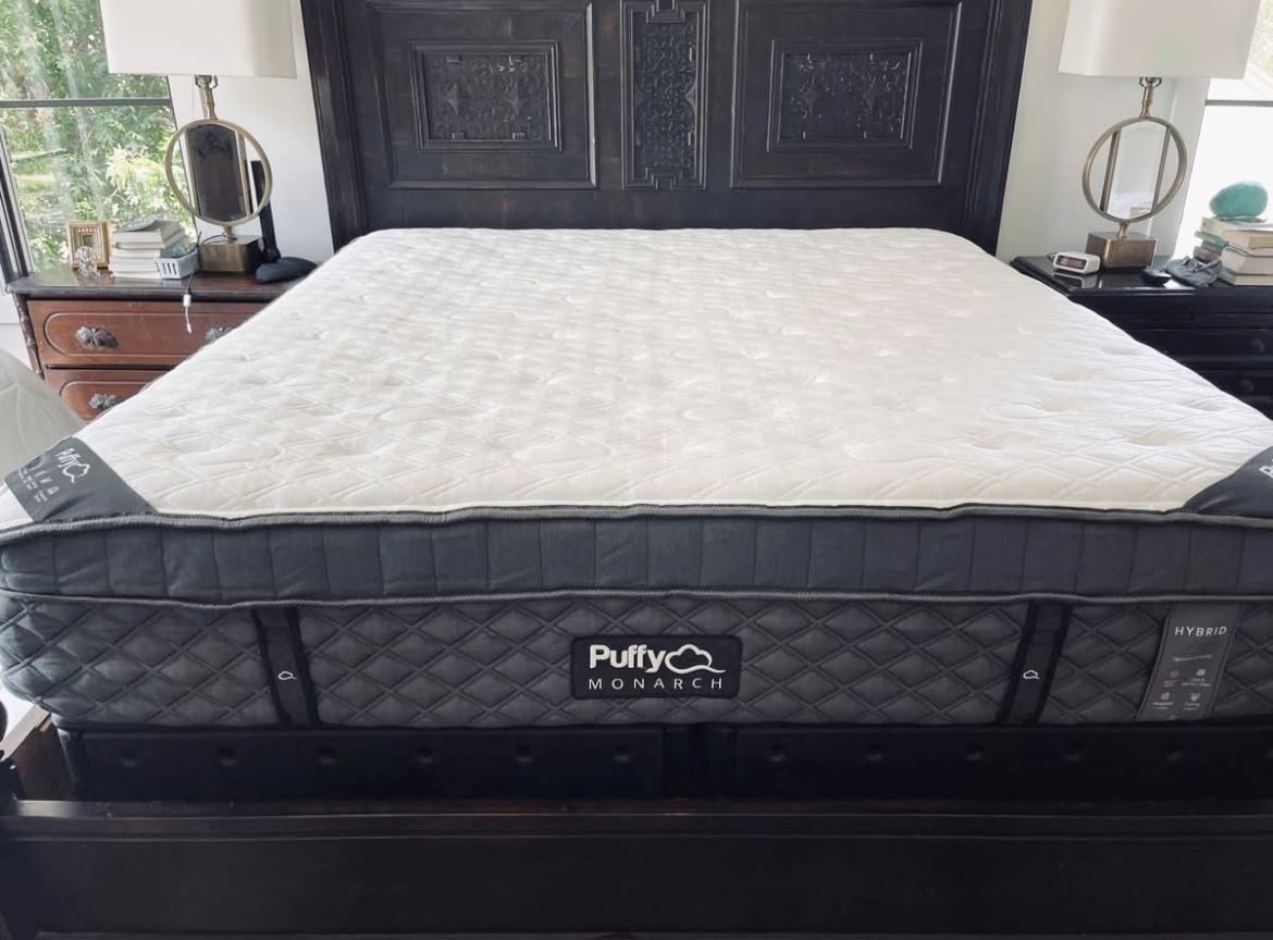 Puffy Monarch Hybrid King Mattress - Like new