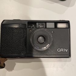 Ricoh GR1V Point Shoot Camera 35mm Film Camera for Sale in