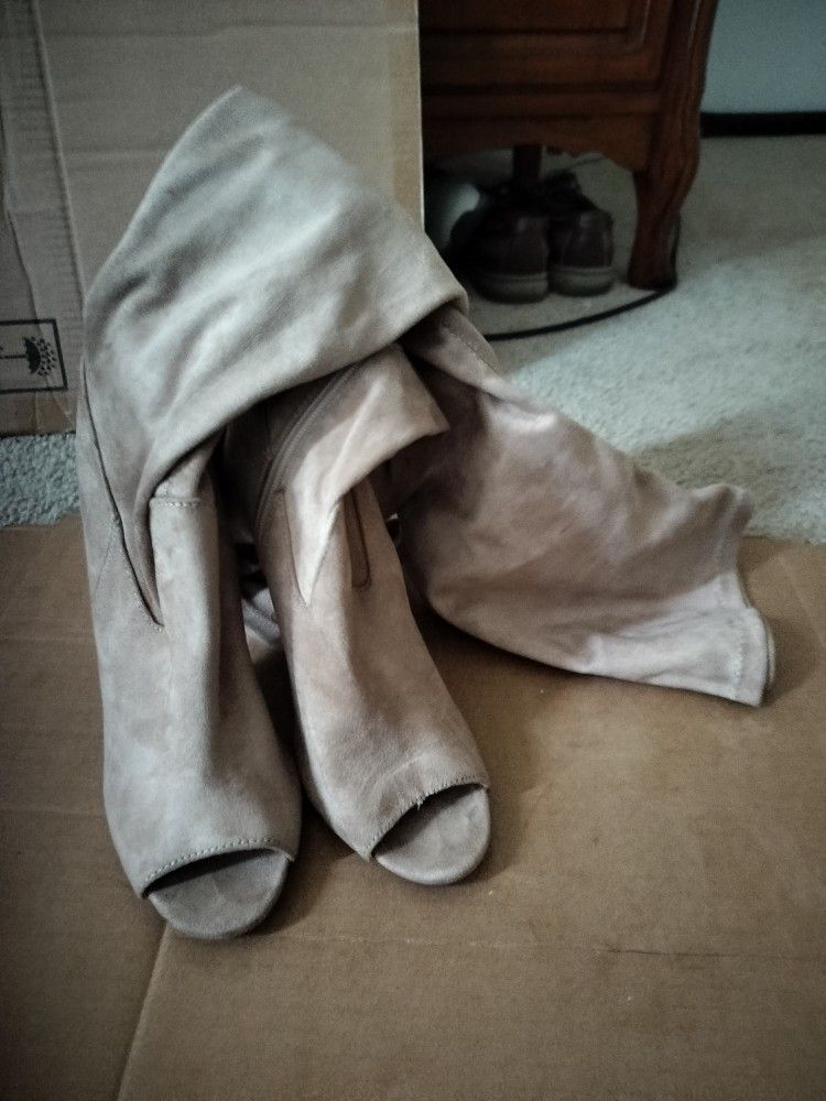 Tan Suede Peep Toe High Boots NE Philly Size 7-7.5