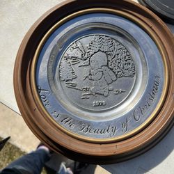 christmas decor pewter plate with wooden base holder