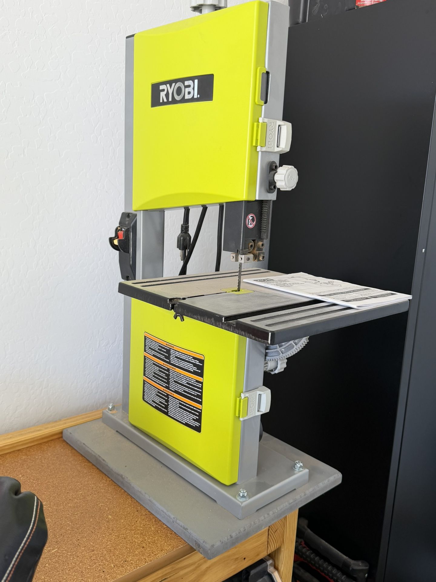 Ryobi 9” Band Saw