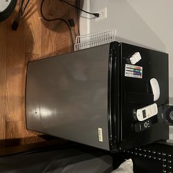 Magic Chef 3.3ft Mini Fridge