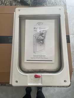 Medium Pet door