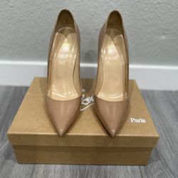 Christian Louboutin So Kate