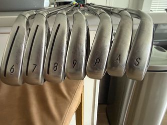 Taylormade Stealth Irons