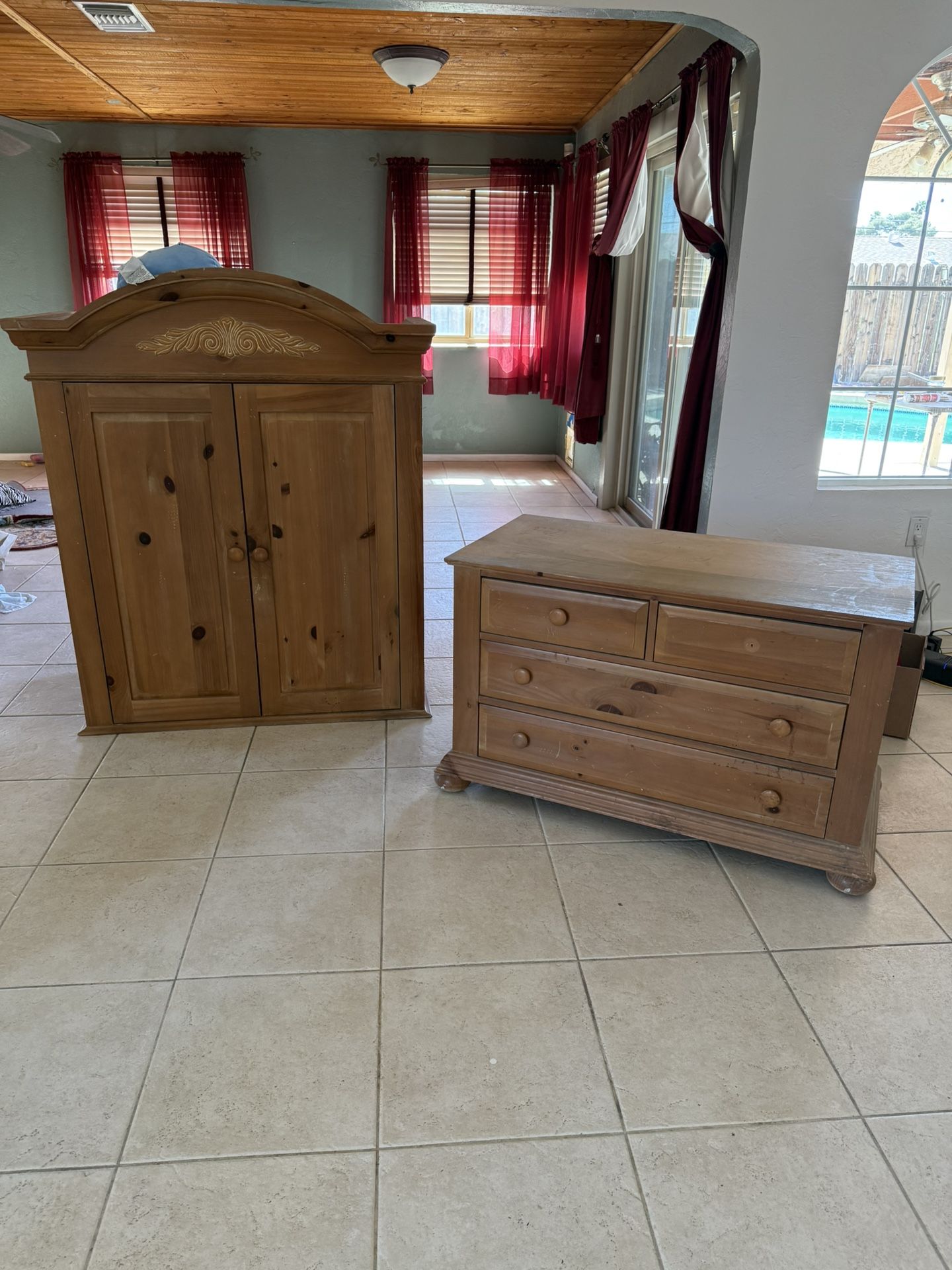 Armoire