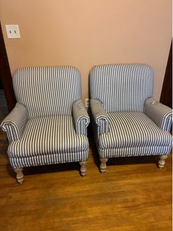 Accent chairs