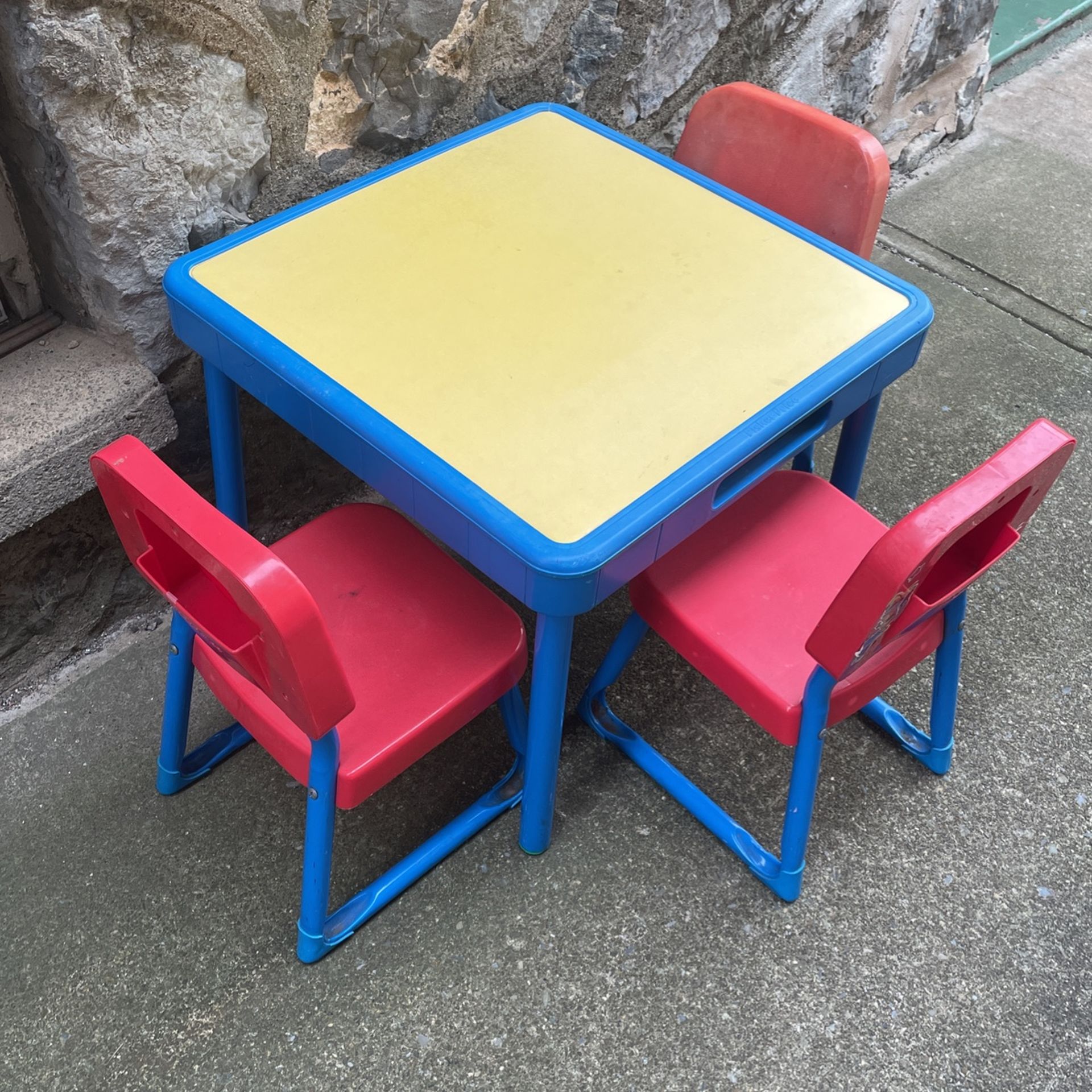 Fisher Price Kids Table