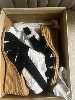 Clarks Collection  Women’s Size 7 1/2
