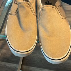 Nike/vans $20 each