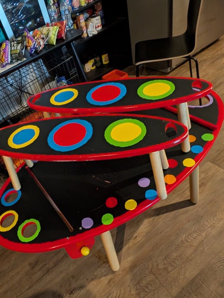Kids Art Table (with paper Roller) 🎨🖌️👧🏾👧🏼👦🏻👦🏿🎨🖌️😁