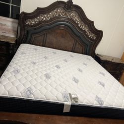 Classic 5Pc King Bedroom Furniture Set with 2 Marble Nightstands and Marbled Dresser with Mirror