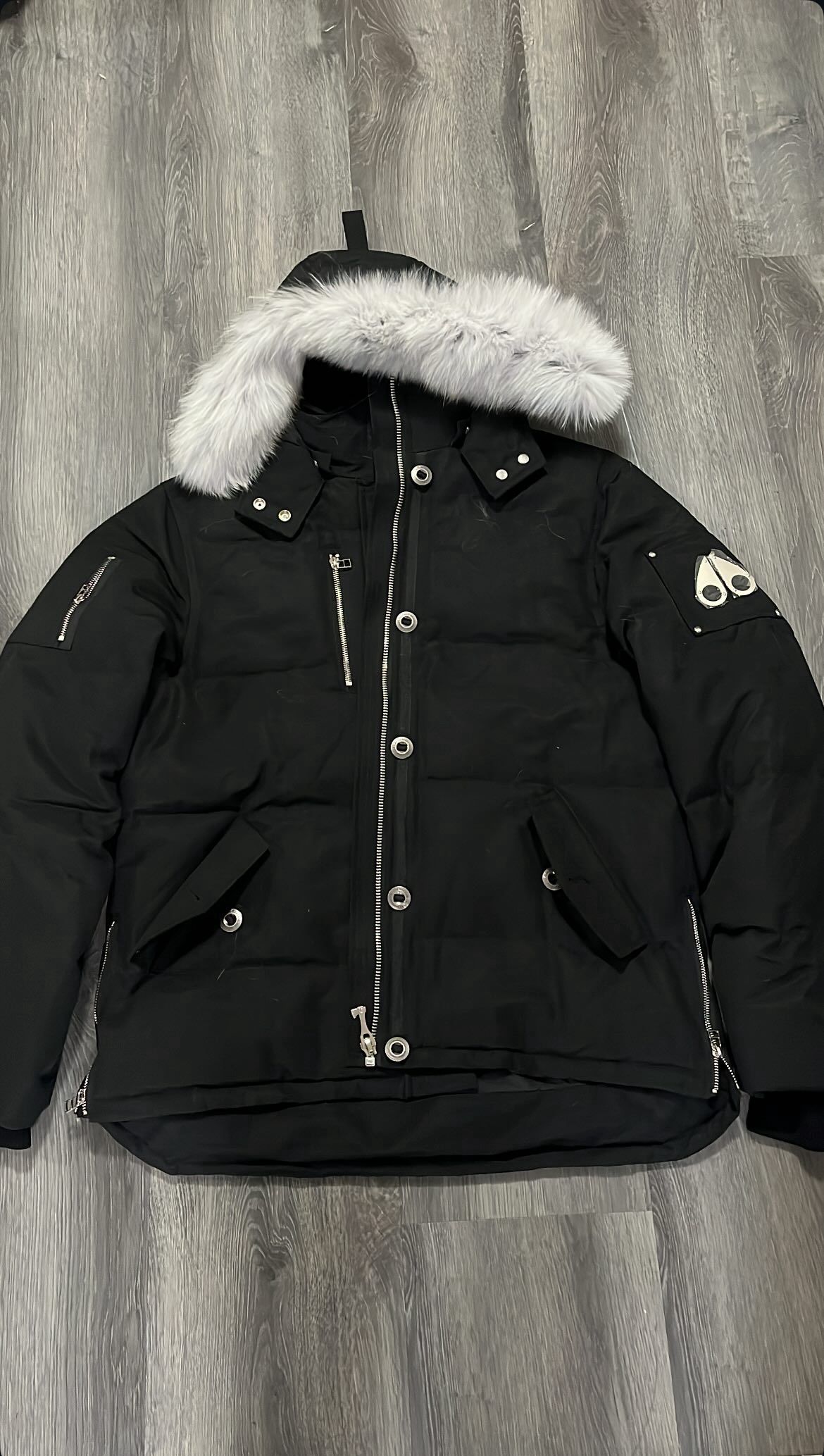 Moose Knuckle Original Shearling Trim White Fur Size L (Scans With Your Phone)