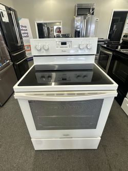 Whirlpool White Glass Top Range/ Stove
