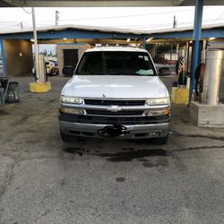 2004 Chevy Tahoe