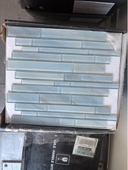 Glass mosaic interlocking blue tile