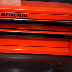 Cool Little Toolbox Of Tattoo Equipment 