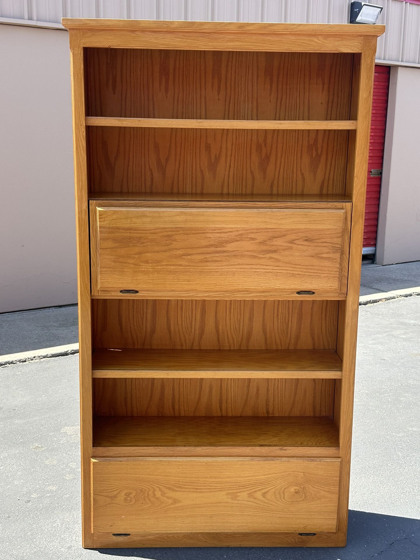 Mid Century Modern - Bookshelf 