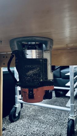 Milwaukee Router 5615-29