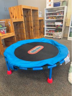 Little Tikes Indoor/Outdoor Toddler Trampoline with Safety Handle