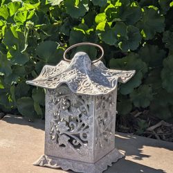 Vintage Partylite Pagoda Patina Green Ivy Garden Lantern Metal Candle Holder