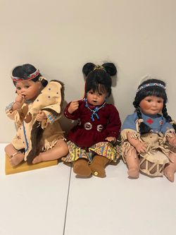 Vintage Native American Indian Dolls