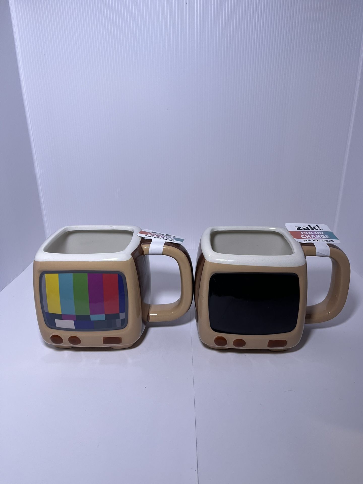 Two ZAK DESIGNS Retro TV Color Change Sculpted Mug 19oz